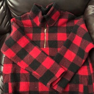 Old Navy Buffalo Plaid 1/4 zip Fleece Pullover with Pockets XL
